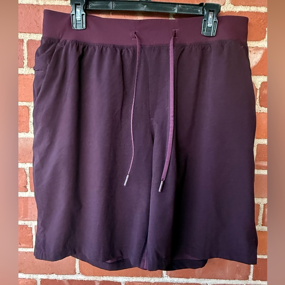 Lululemon | T.H.E Train Hard Everyday Short | Size XL